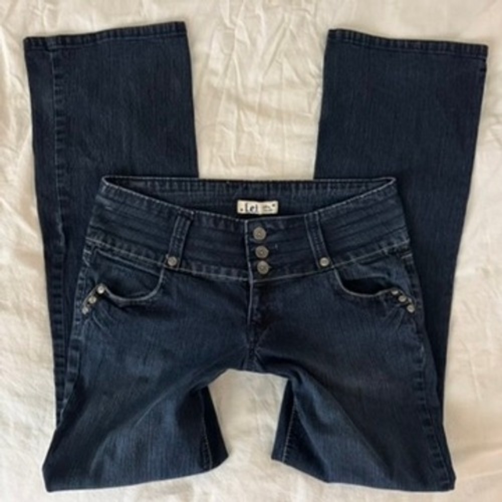 Y2K 2000s L.E.I. Low Rise Bootcut Jeans